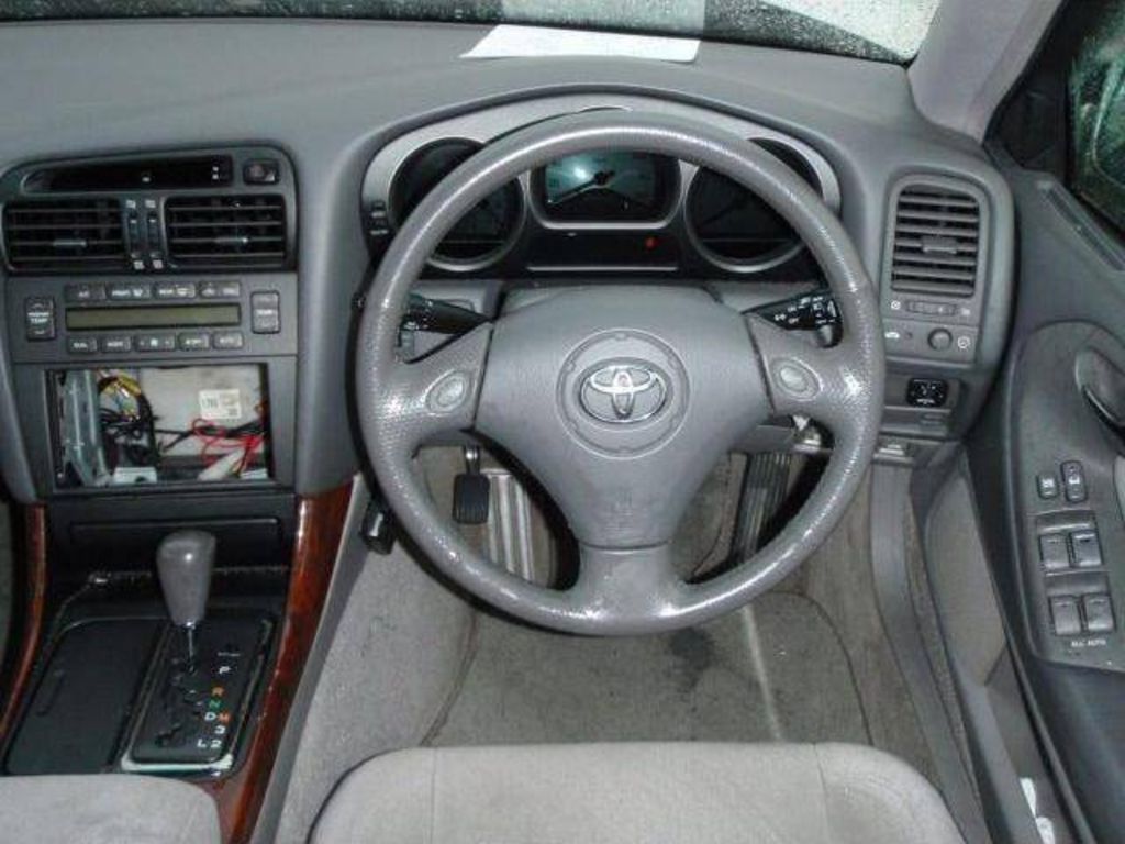 2002 Toyota Aristo
