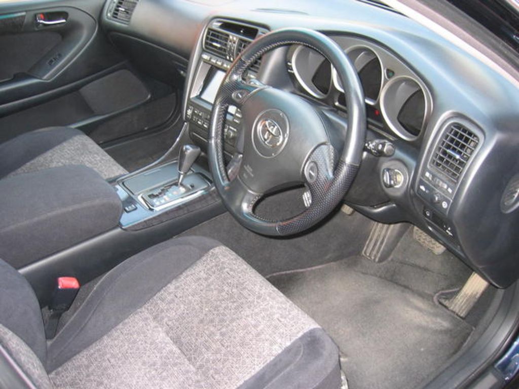 2002 Toyota Aristo