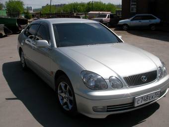 2002 Toyota Aristo Photos