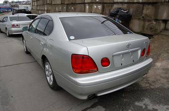 2002 Toyota Aristo Pictures