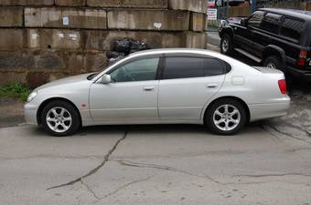 2002 Toyota Aristo Photos