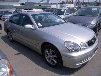 2003 Toyota Aristo Pictures