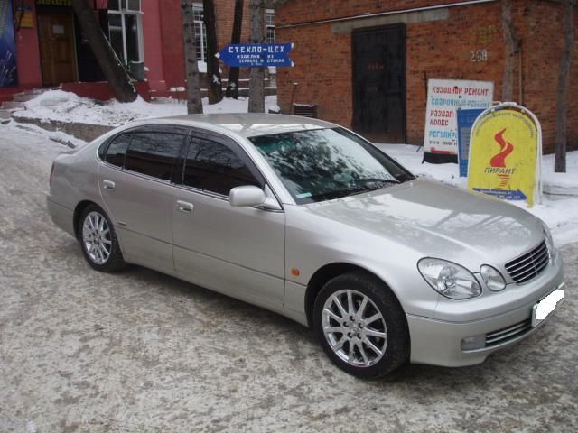 2004 Toyota Aristo