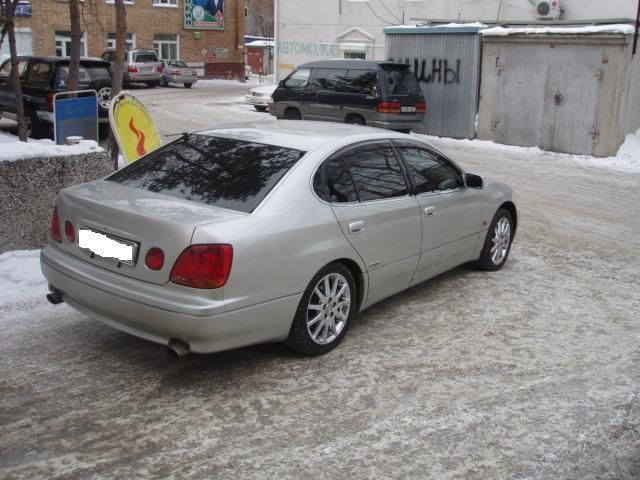 2004 Toyota Aristo