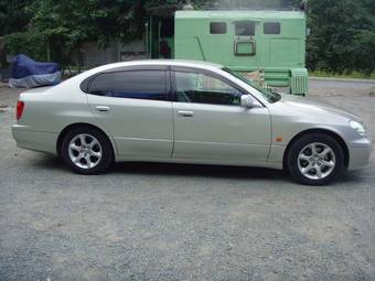 2004 Toyota Aristo Pictures