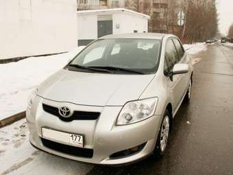 2007 Toyota Auris Photos