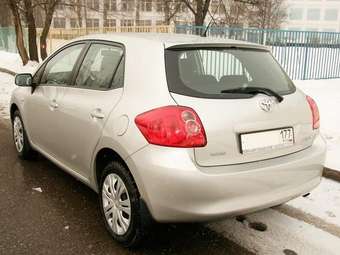 2007 Toyota Auris Pictures