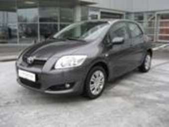 2007 Toyota Auris Pics