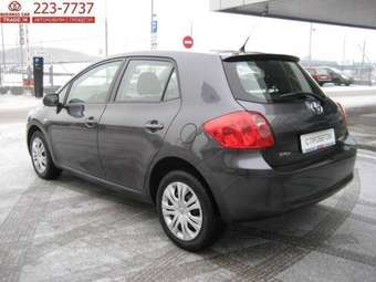 2007 Toyota Auris Pictures