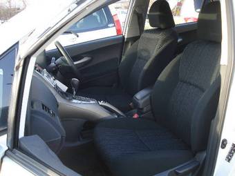 2007 Toyota Auris Pictures