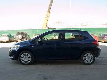 2007 Toyota Auris Pictures