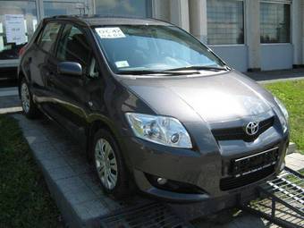 2007 Toyota Auris Photos
