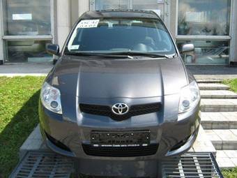 2007 Toyota Auris Pictures