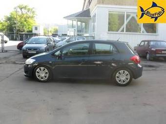 2007 Toyota Auris Photos