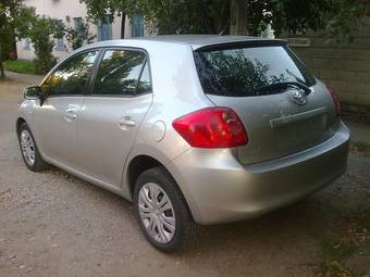 2007 Toyota Auris Photos