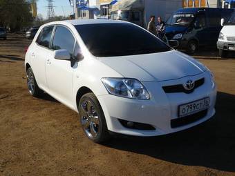 2008 Toyota Auris Photos