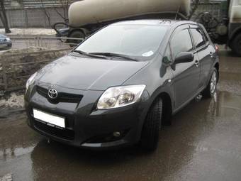 2008 Toyota Auris Pictures