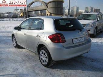 2008 Toyota Auris Images