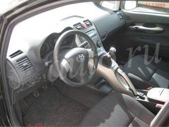 2008 Toyota Auris Photos