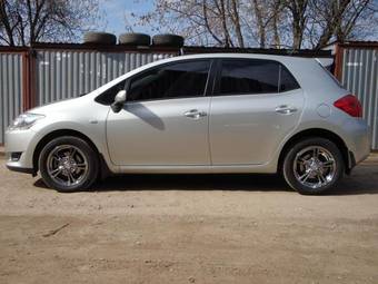 2008 Toyota Auris Pictures