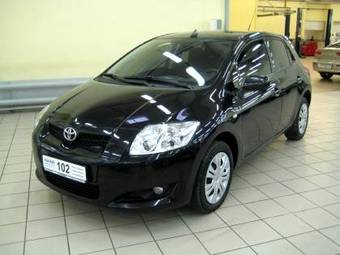 2008 Toyota Auris Pictures