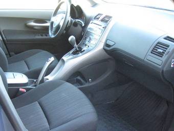 2008 Toyota Auris Photos