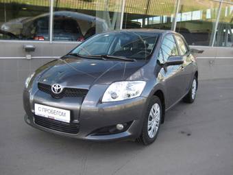 2008 Toyota Auris Photos