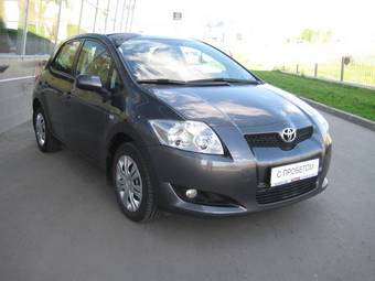 2008 Toyota Auris Photos