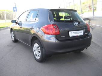2008 Toyota Auris Pictures