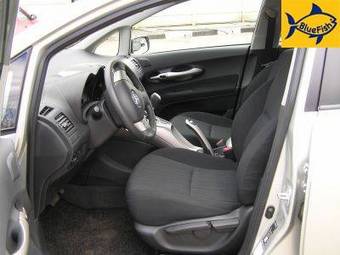 2008 Toyota Auris Photos