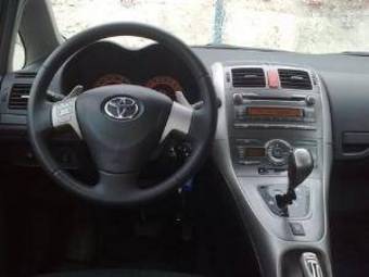 2008 Toyota Auris Pictures