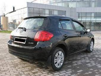 2008 Toyota Auris Pictures