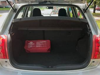 2008 Toyota Auris Pictures