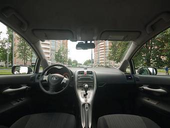 2008 Toyota Auris Pictures