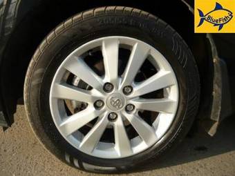 2008 Toyota Auris Pictures