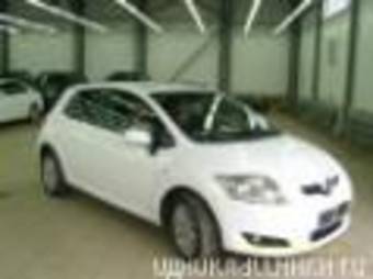 2008 Toyota Auris Images