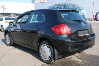 2008 Toyota Auris Pictures