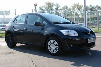 2008 Toyota Auris Pictures