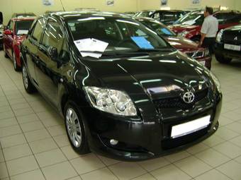 2008 Toyota Auris Pictures