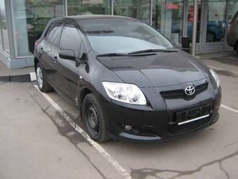 2008 Toyota Auris Pictures