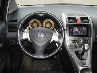 2008 Toyota Auris Photos