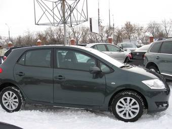 2008 Toyota Auris Photos