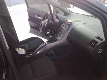 2008 Toyota Auris Photos