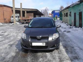 2008 Toyota Auris Pictures