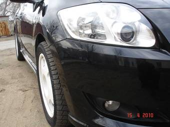 2008 Toyota Auris Pictures