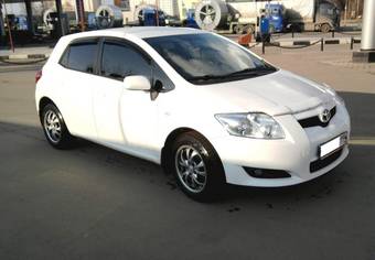 2008 Toyota Auris Pictures