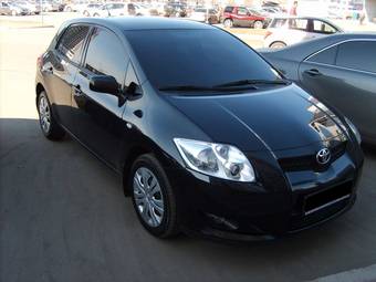 2008 Toyota Auris Pics