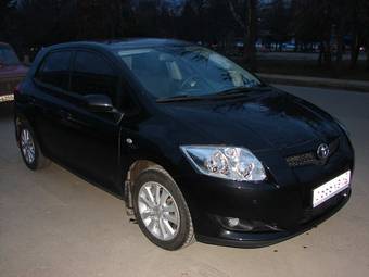 2008 Toyota Auris Pictures