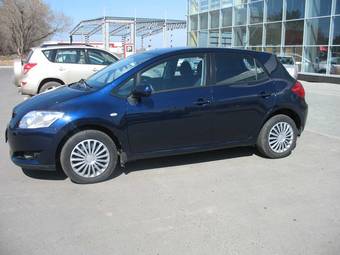 2008 Toyota Auris Pictures