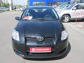 2008 Toyota Auris Pictures